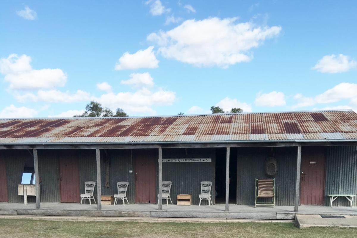 The Woolshed At Jondaryan Hotel Exterior photo